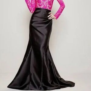 Fishtail train skirt